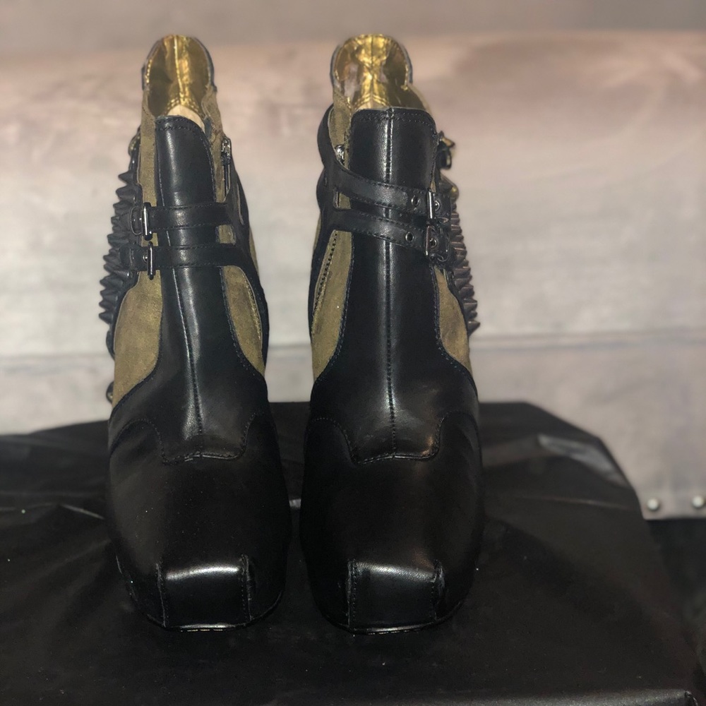 Sam Edelman Zoe 2 wedge heel bootie